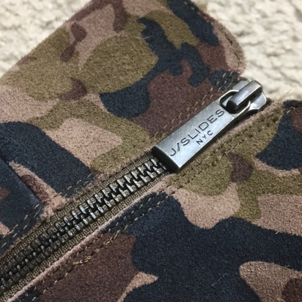 J/SLIDES NYC/“VICTORY”GREEN CAMO SUEDE FAUX FUR BOOTS - Picture 9 of 12
